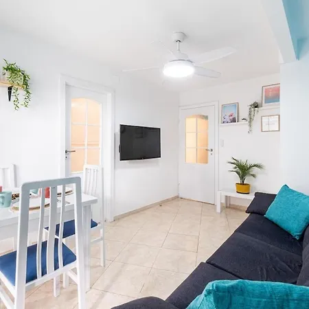 -2hb-4pax -beach-sea View-ac-wifi15