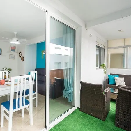 -2hb-4pax -beach-sea View-ac-wifi15 Apartment