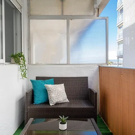 Apartment -2hb-4pax -beach-sea View-ac-wifi15