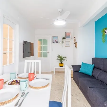 Apartment -2hb-4pax -beach-sea View-ac-wifi15 *
